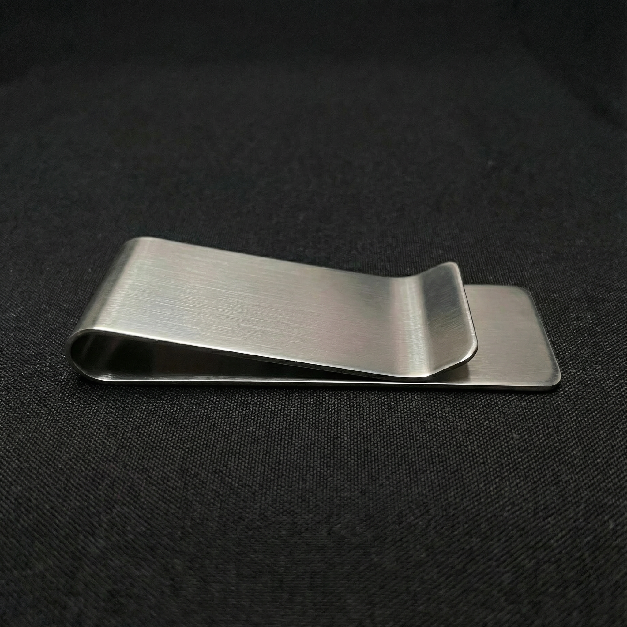 Széles Pénzcsipesz Gravírozással - Gallery